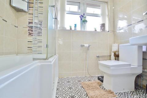 31 Marescroft Road, Slough, SL2 2LN