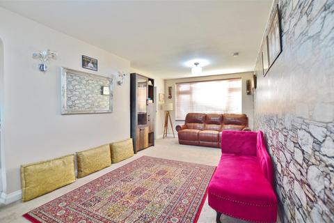 31 Marescroft Road, Slough, SL2 2LN