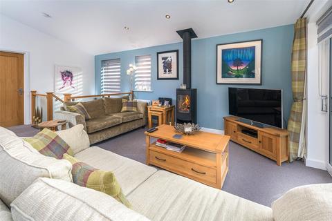 Deck House, 8 Anchorage Place, Amble, Morpeth, NE65 0FN