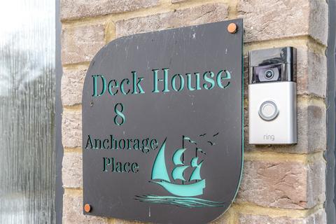 Deck House, 8 Anchorage Place, Amble, Morpeth, NE65 0FN