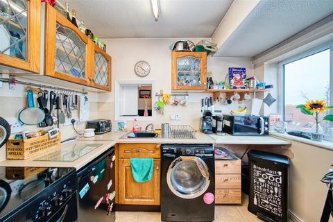 2 bedroom flat for sale, Winton Street, Totterdown, Bristol