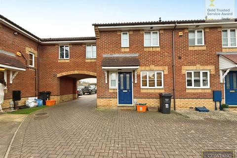 3 bedroom terraced house for sale, Vine Close, Basildon