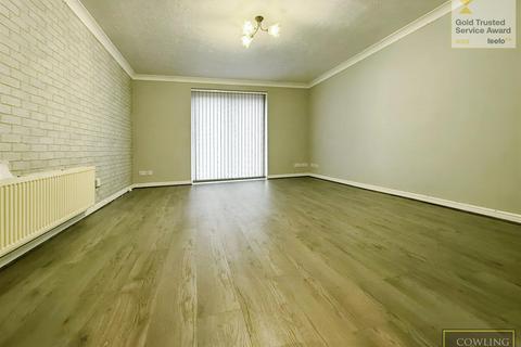 3 bedroom terraced house for sale, Vine Close, Basildon