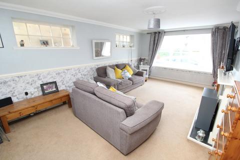 3 bedroom detached house for sale, Victoria Road, Leicester LE8