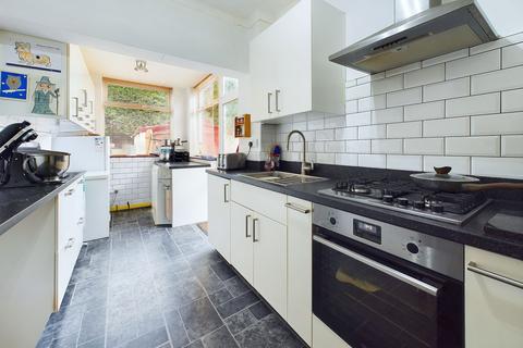 4 bedroom semi-detached house for sale, Bedale Road, Nottingham NG5