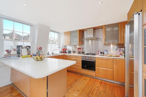 3 bedroom mews for sale, Ledbury Mews North, London, W11