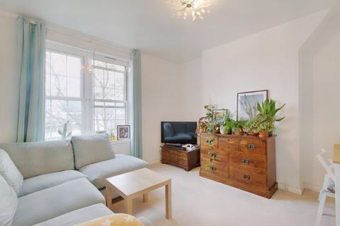 2 bedroom flat for sale, Welland Street, London SE10