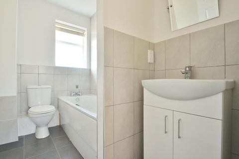 2 bedroom flat for sale, Haines Court, Abingdon OX13