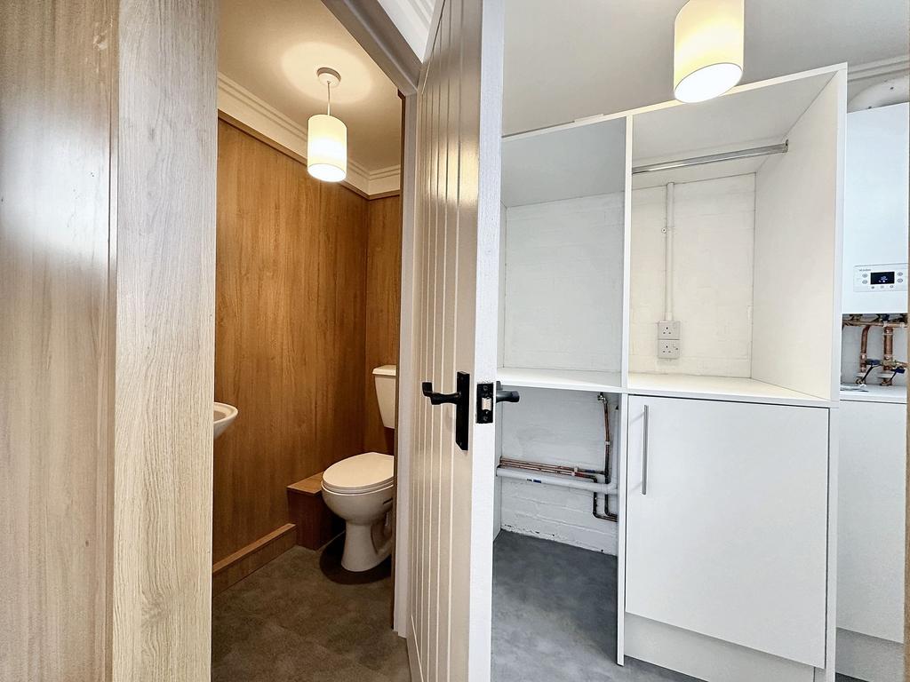 Utility/Ground Floor WC