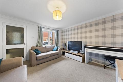 1 bedroom maisonette for sale, Pettingrew Close, Milton Keynes MK7