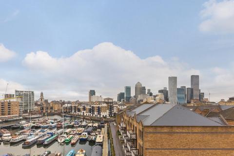 2 bedroom apartment for sale, Medland House, Branch Road, London, E14