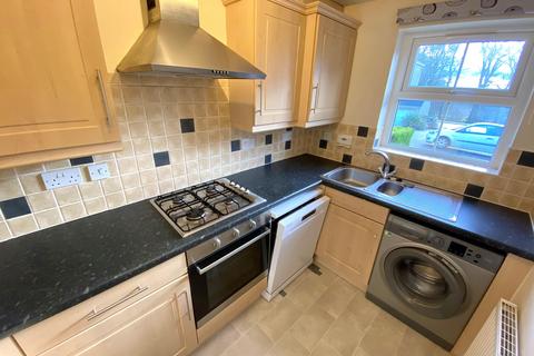 2 bedroom house to rent, Swan Avenue, Bingley, West Yorkshire, UK, BD16