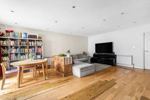 3 bedroom terraced house for sale, Harefield Mews, London, SE4 1LP