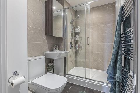 2 bedroom apartment for sale, Katie Court, Canning Town, E16