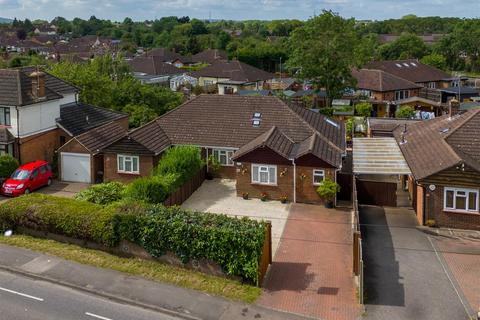 3 bedroom semi-detached bungalow for sale, Mandeville Road, Aylesbury HP21