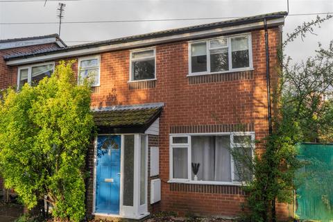 2 bedroom end of terrace house for sale, Willaston Close, Chorlton Green