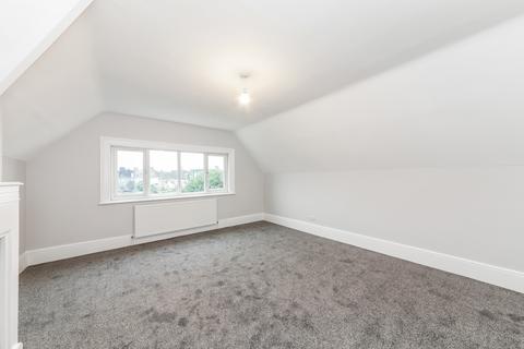 2 bedroom flat to rent, St. Mildreds Road, London, SE12