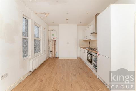 2 bedroom flat for sale, Seymour Road, London