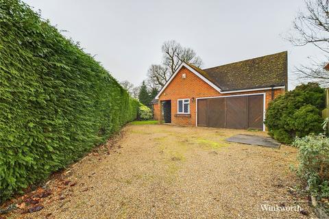 4 bedroom detached house for sale, Spring Close, Upper Basildon, Reading, Berkshire, RG8