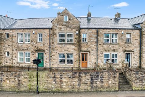 4 bedroom terraced house for sale, Victoria Crescent, Earby, Barnoldswick, Lancashire, BB18