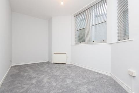 1 bedroom flat to rent, Fir Vale Road, Bournemouth,