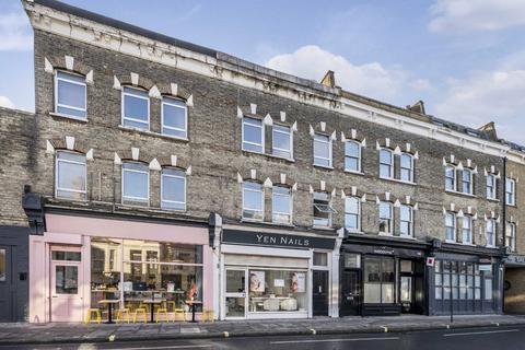 3 bedroom flat for sale, Dawes Road, London SW6