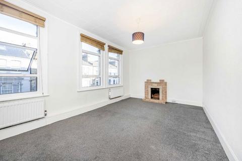 3 bedroom flat for sale, Dawes Road, London SW6