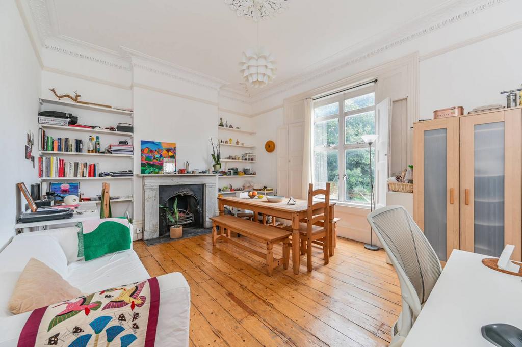 Sw8 1pp Guildford Road, Stockwell, London, SW8 1 bed flat - £2,000 pcm (£462 pw)