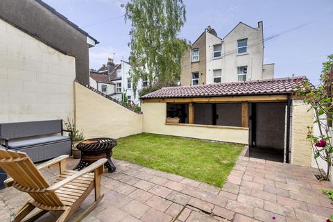 4 bedroom end of terrace house for sale, Allington Road, Bristol BS3