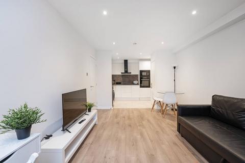 1 bedroom flat to rent, Globe Road, Bethnal Green, London, E2