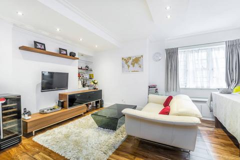 3 bedroom flat to rent, Vicarage Gate, Kensington, London, W8