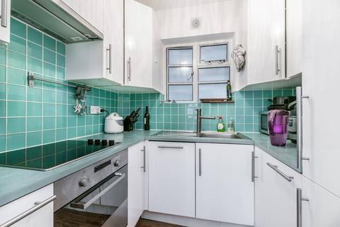 3 bedroom flat to rent, Vicarage Gate, Kensington, London, W8