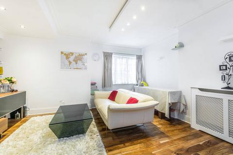 3 bedroom flat to rent, Vicarage Gate, Kensington, London, W8