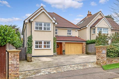 5 bedroom detached house for sale, Rosslyn Road, Billericay