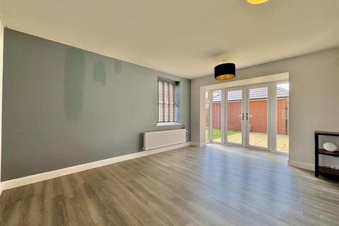 11 Fitzwilliam Road, Burnham-on-crouch, CM0 8GJ