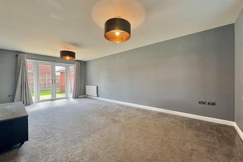 11 Fitzwilliam Road, Burnham-on-crouch, CM0 8GJ