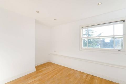 2 bedroom flat to rent, Berrylands Road, Surbiton, KT5