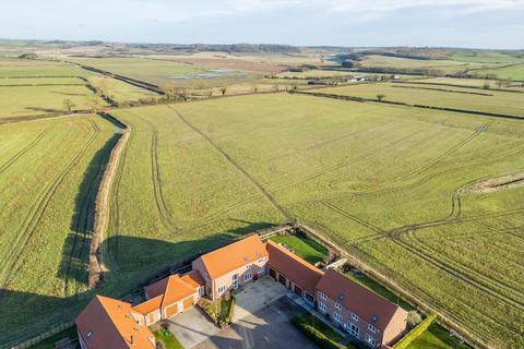 5 bedroom link detached house for sale, Pecketts Close, Sheriff Hutton, York