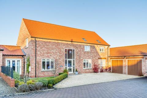 5 bedroom link detached house for sale, Pecketts Close, Sheriff Hutton, York