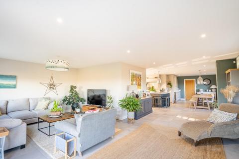 Fieldview, 6 Pecketts Close, Sheriff Hutton, York, YO60 6AA
