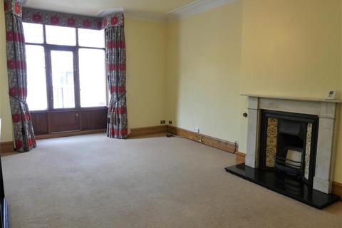 2 bedroom apartment to rent, Wells Road, Ilkley LS29