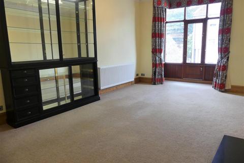 2 bedroom apartment to rent, Wells Road, Ilkley LS29