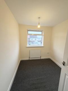 3 bedroom semi-detached house to rent, Greetlands Road, Sunderland, Tyne and Wear