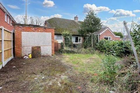 4 bedroom bungalow for sale, Clent View Road, Stourbridge DY8