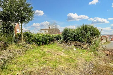 4 bedroom bungalow for sale, Clent View Road, Stourbridge DY8