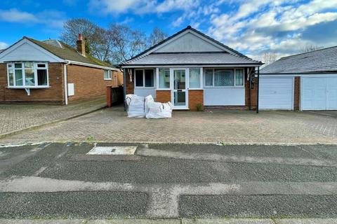 2 bedroom bungalow for sale, Coniston Way, Cannock WS11