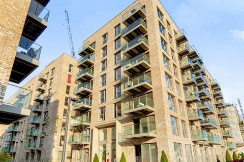 3 bedroom apartment to rent, 16 Shipbuilding Way, London E13