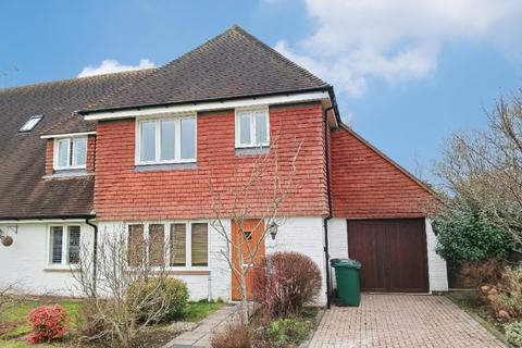 3 bedroom end of terrace house for sale, Bramley Close, Kirdford