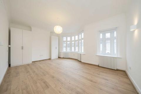 4 bedroom house to rent, Boyne Road, London SE13