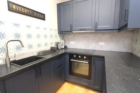 1 bedroom flat to rent, Royal Park Terrace, Meadowbank, Edinburgh, EH8